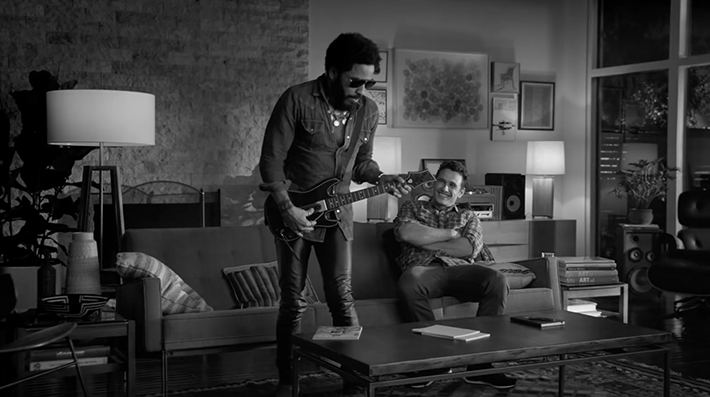 Trop Bon Trop Com - #TBTC Guitar Hero : Win The Crowd avec Lenny Kravitz et James Franco