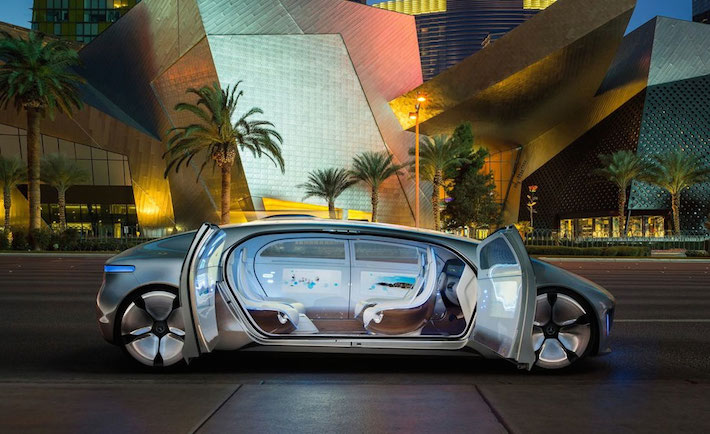 Mercedes-Benz-F-015-Luxury-In-Motion-Automobile-Car-Germany-USA-2015-TBTC-G-Communication-02